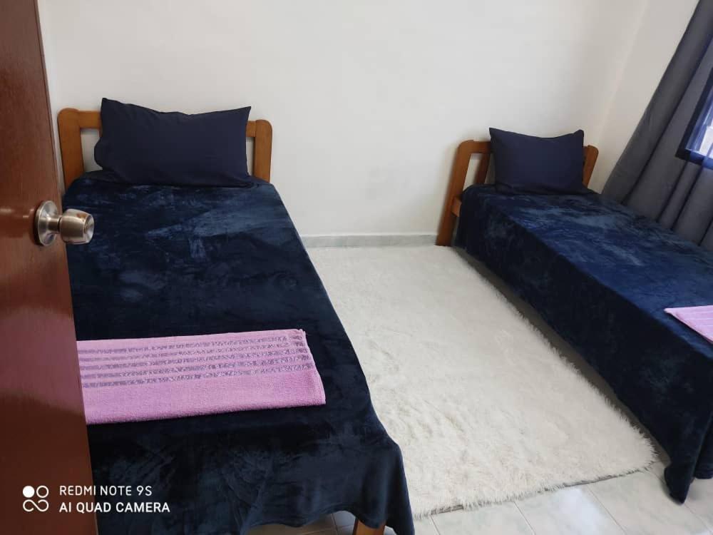 R&R Homestay Simpang Renggam エクステリア 写真